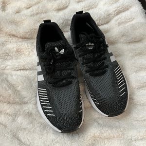 Adidas size 9 women’s sneakers - like new, worn once